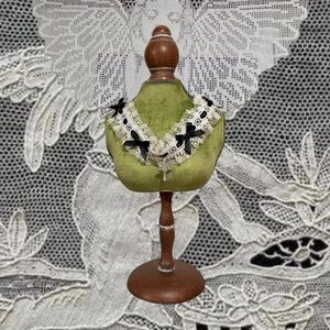 Handmade Gothic Lace Choker Necklace with Black Bows and Rhinestone Cross